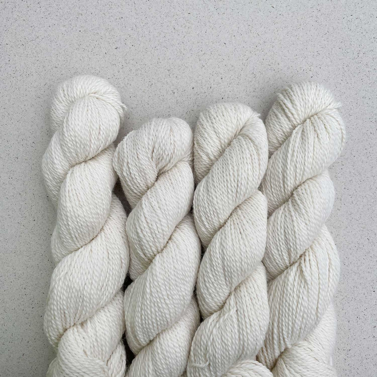 BALAYAGE UNDYED | BABY ALPACA WOOL & MERINO WOOL