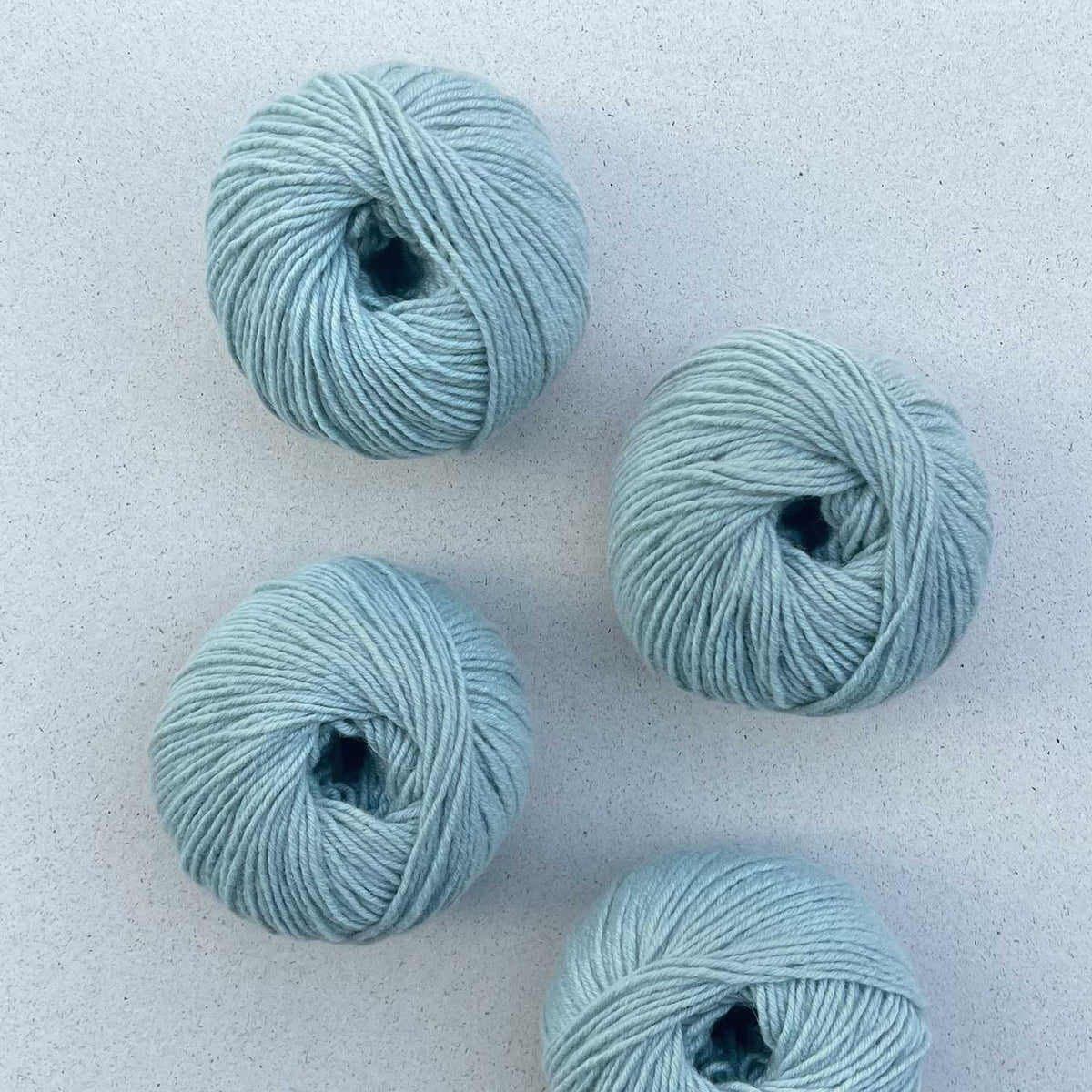 CASHMERE CHARIS | MERINO & CASHMERE