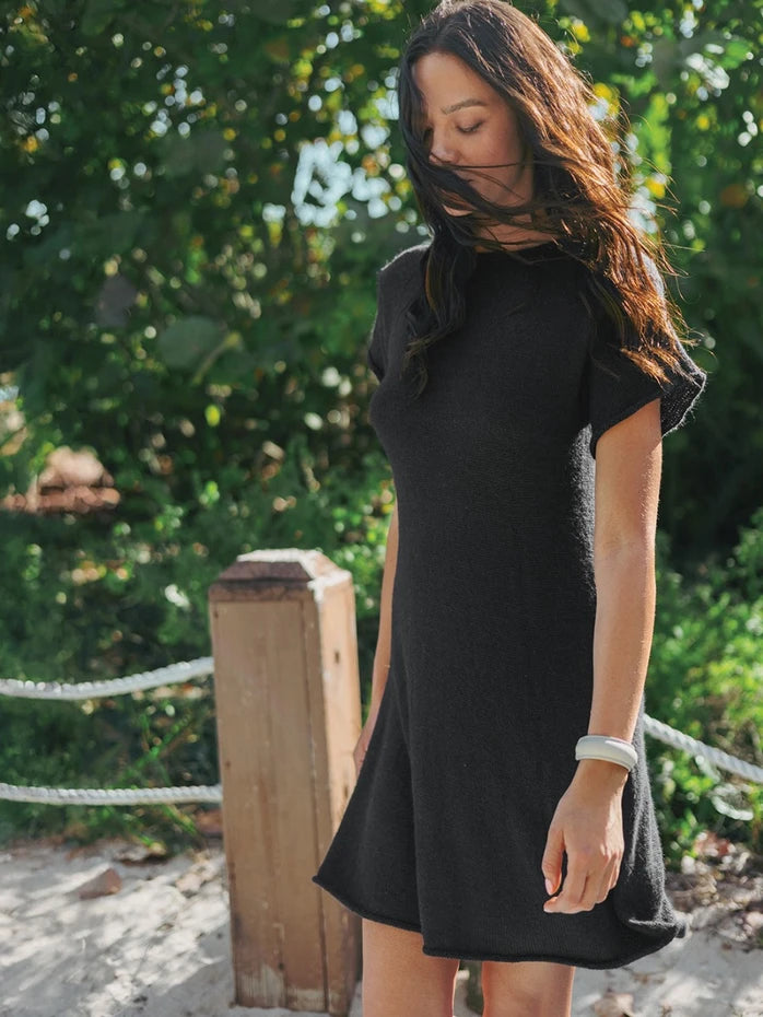 Single Pattern book 2504-7 Summer Knit - Milly Dress  - Free with 10 balls of Sandnes