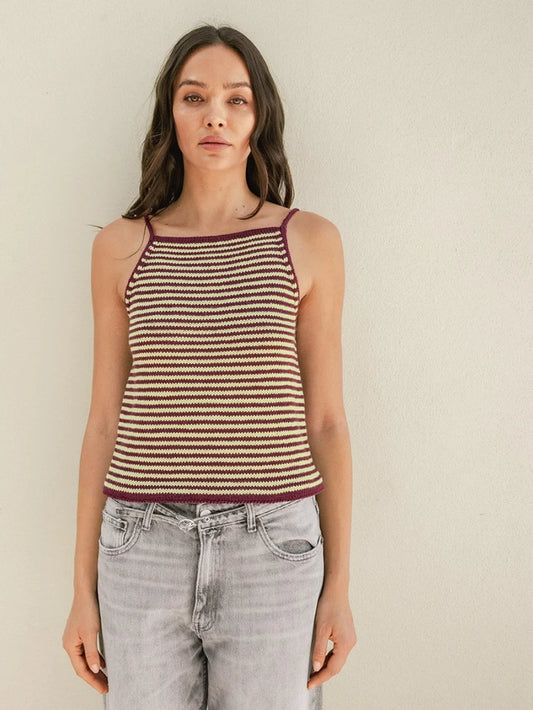Single Pattern book 2504-8 Summer Knit - West Singlet  - Free with 10 balls of Sandnes