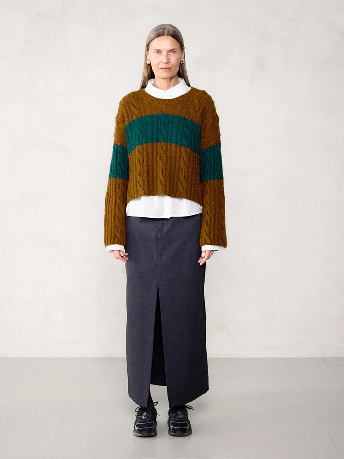 Single Pattern book 2507-1b Brady Sweater  - Free with 10 balls of Sandnes