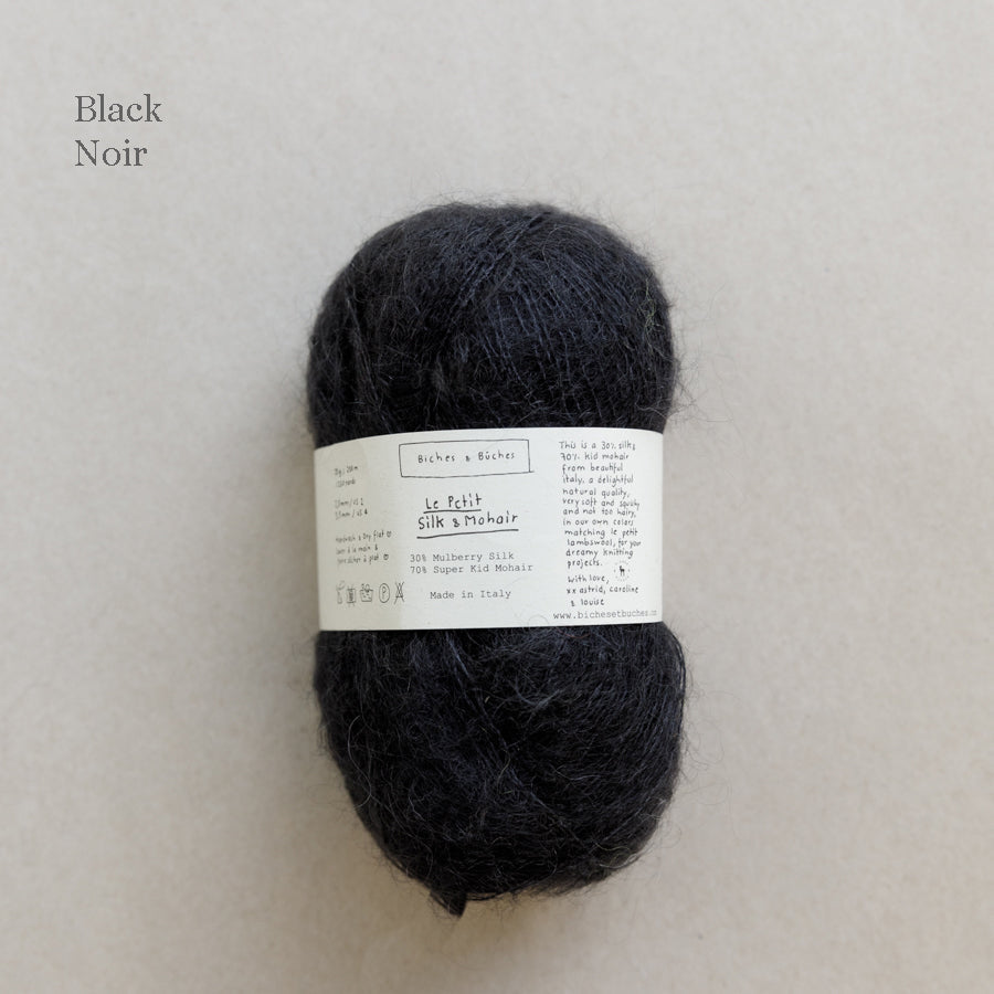 Biches et Buches - Le Gros Lambswool - Black (2) - Yarnovers