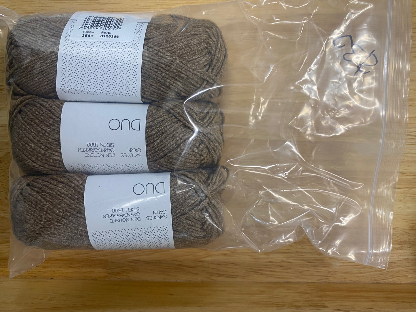 Sandnes Garn Duo Monks Robe -  Bag of 3 - Yarnovers