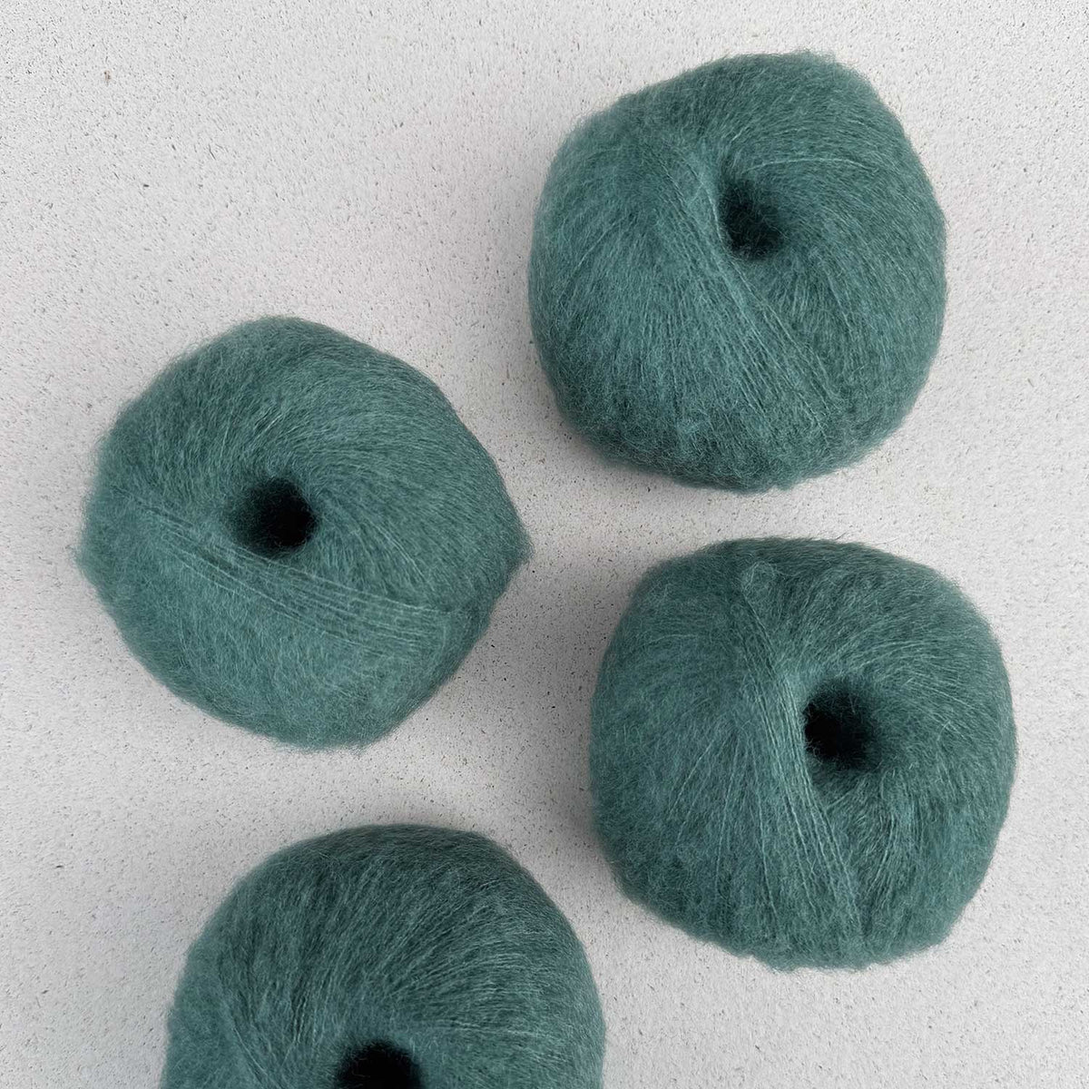 MANADA | SUPERKID MOHAIR, SILK, MERINO, YAK